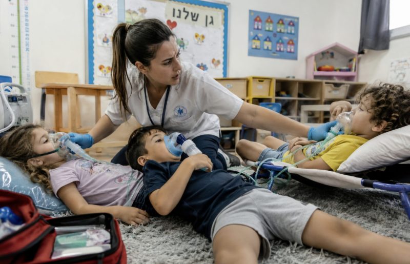 "עד שיקרה אסון?" ההחלטה החדשה שמטלטלת את הסייעות הרפואיות במערכת החינוך