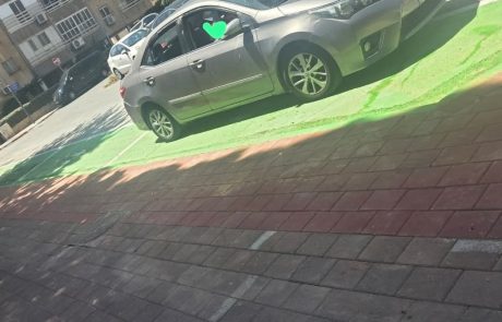 אנחנו מחפשות חניה במקום להיכנס לכיתה": מצוקת החניה בבית ספר איתמר בנתניה
